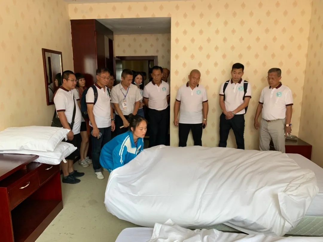 愛心助學(xué)，溫情傳遞&mdash;&mdash;貴州公益助學(xué)系列活動